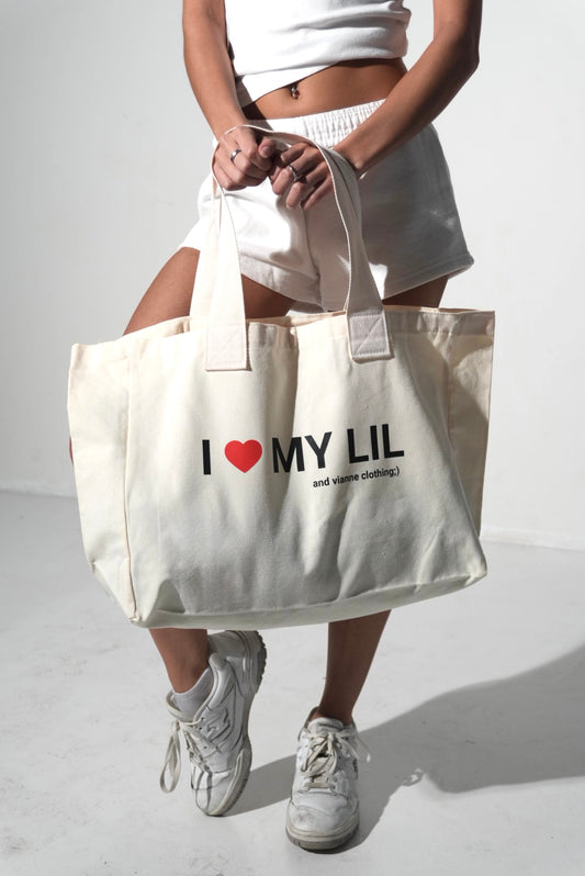 ‘I love my lil’ Tote